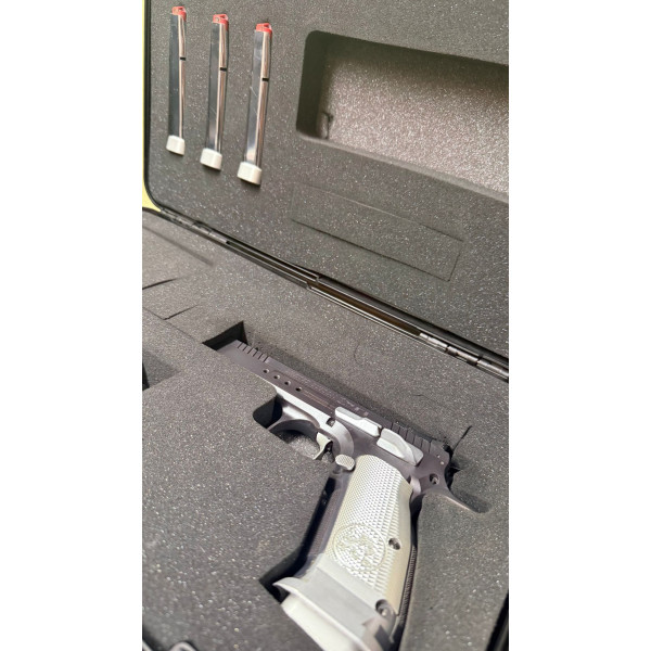 Tanfoglio Limited Custom Xtremen cal....